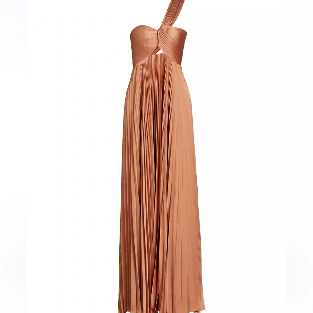 NWT ALC Nessa one shouldered gown - Picture 5 of 7